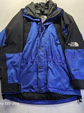 GORE-TEX Men’s Blue and Black Rain Jacket
